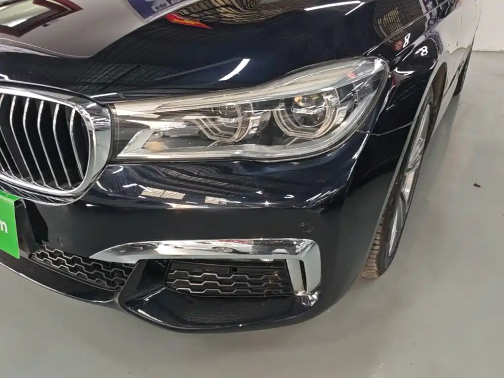 BMW 7 Series 2019 — фото 24