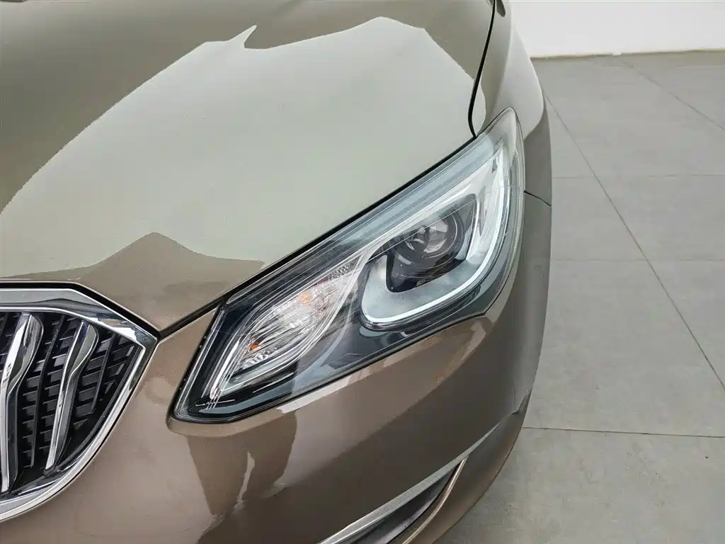 Buick Excelle 2017 — фото 7