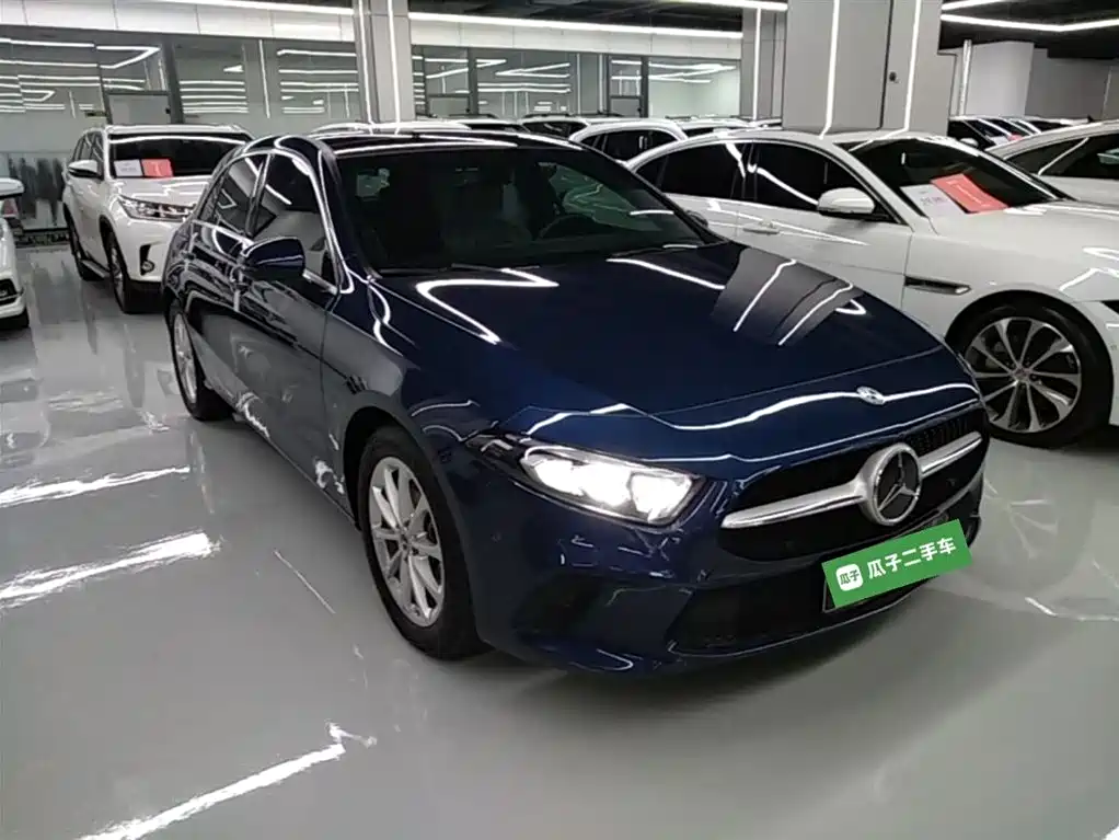 Mercedes-Benz A-Class 2021 — фото 4