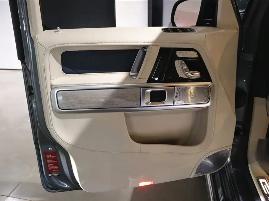 Mercedes-Benz G-Class 2020 — фото 10