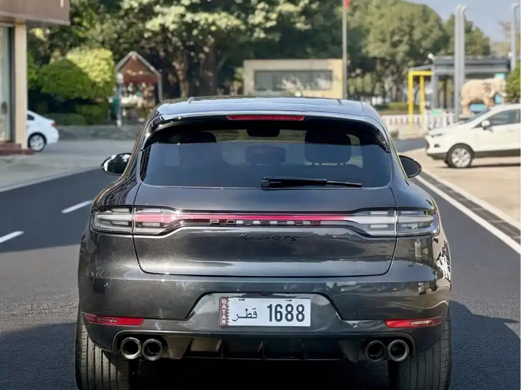 Porsche Macan 2021 — фото 5