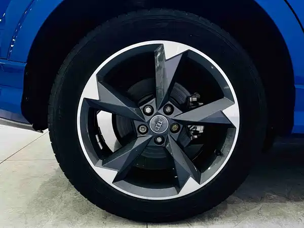 Audi Q3 2021