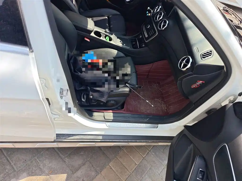 Mercedes-Benz GLA 2018 — фото 20