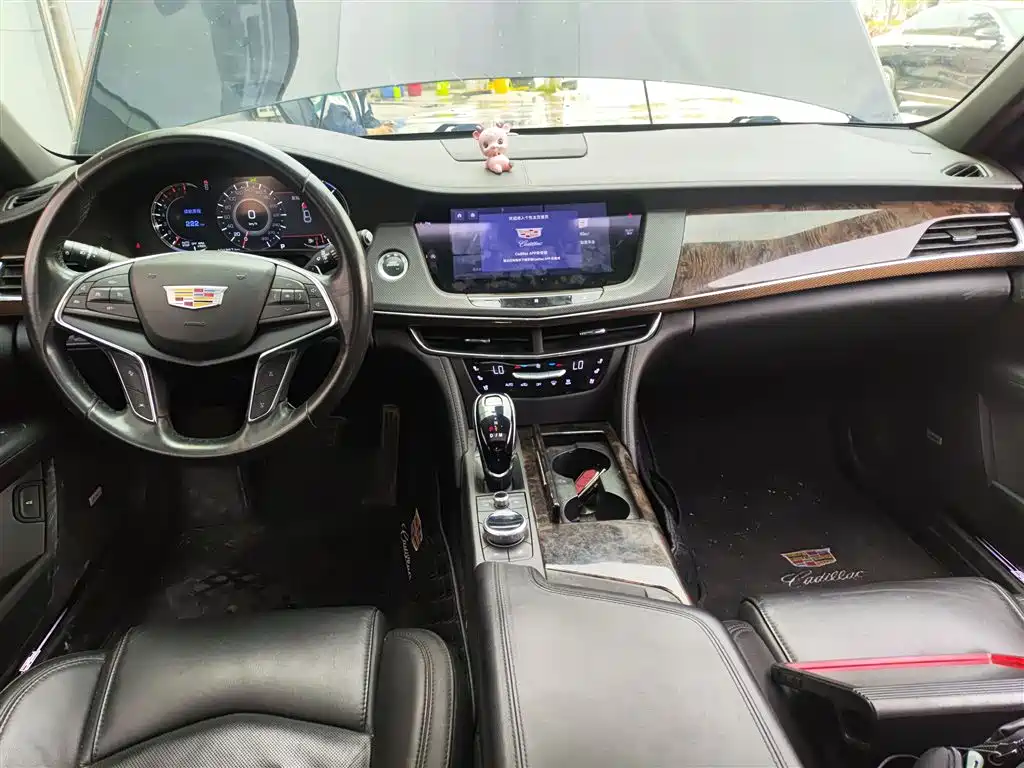 Cadillac CT6 2022 — фото 10