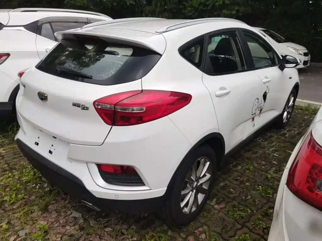 Geely Emgrand GS 2017