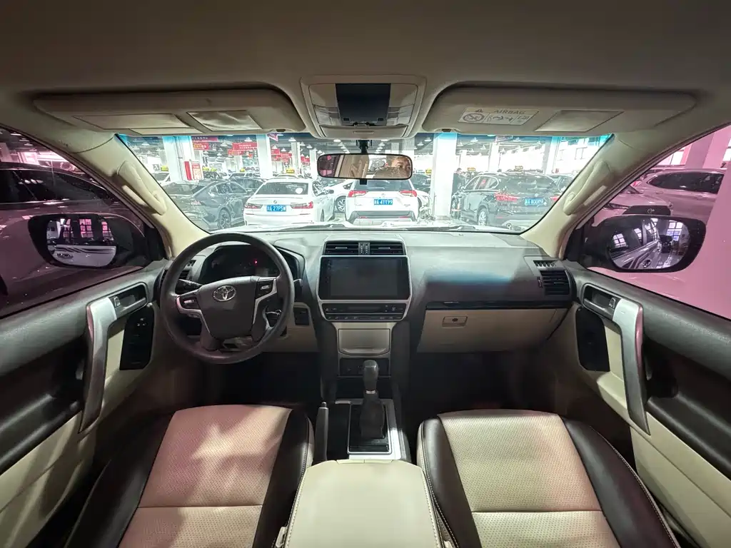 Toyota Prado 2018 — фото 6