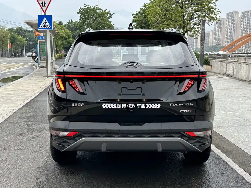 Hyundai Tucson 2023 — фото 4