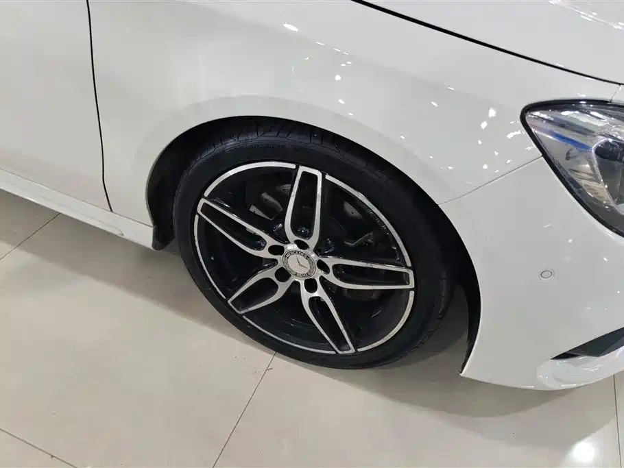 Mercedes-Benz CLA 2017
