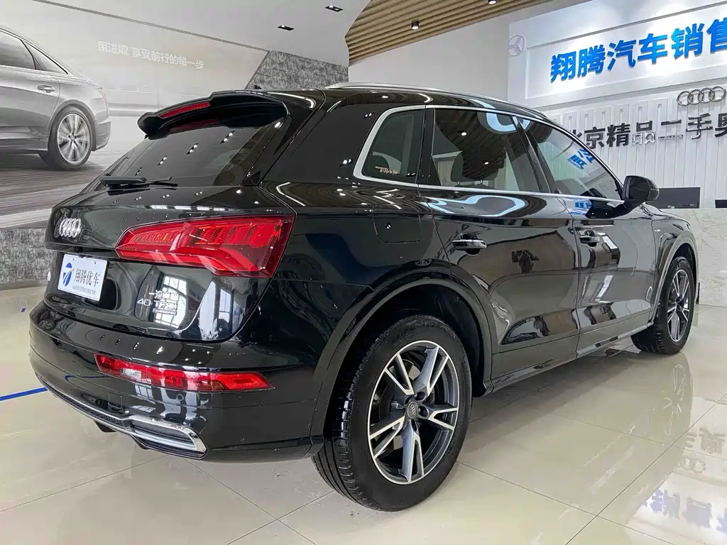 Audi Q5L 2019 — фото 4