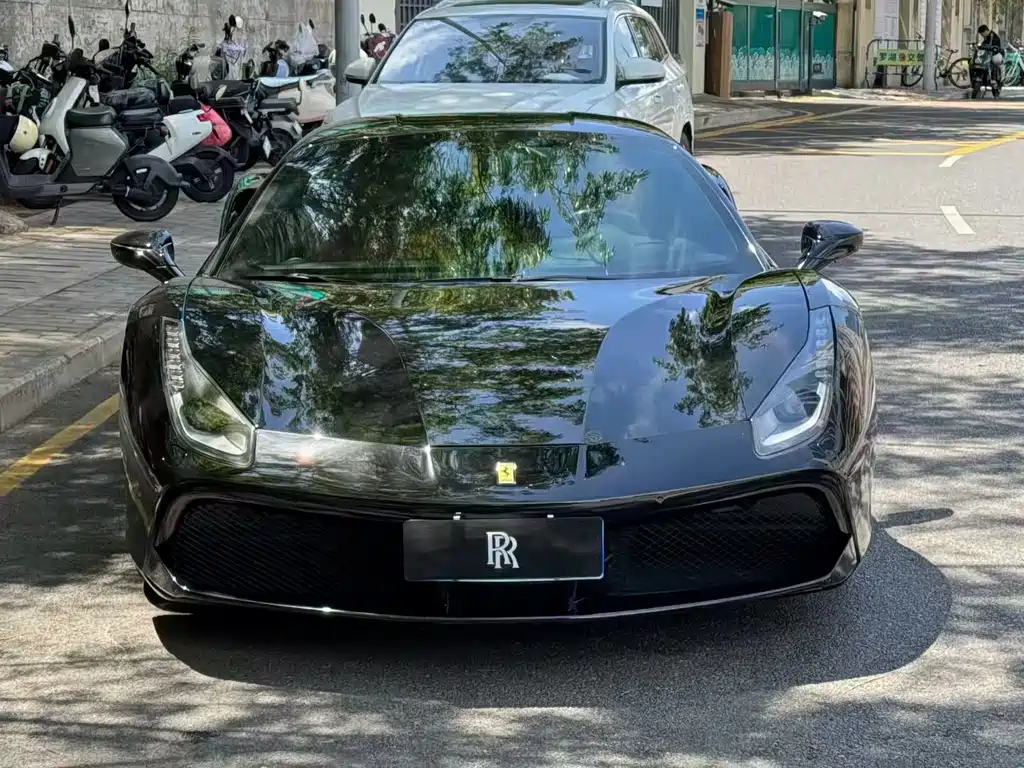 Ferrari 488 2018 — фото 2