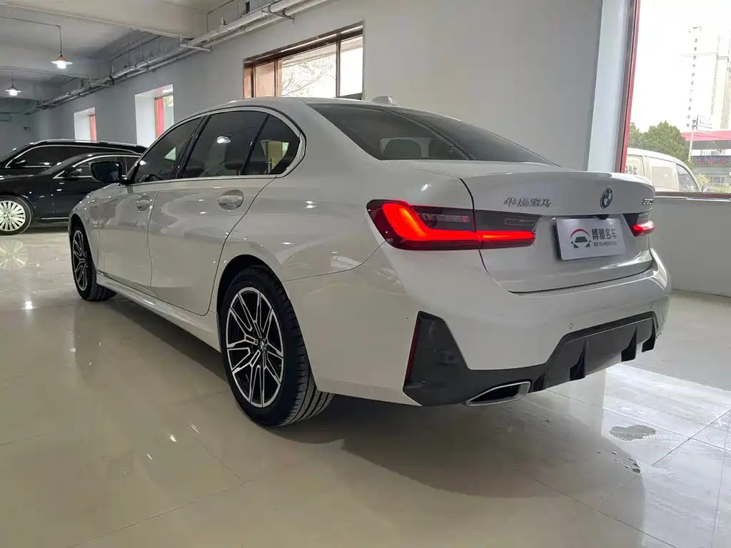 BMW 3 Series 2024
