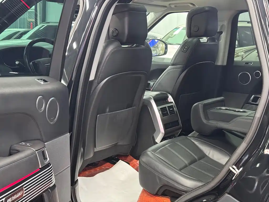 Land Rover Sport PHEV 2021 — фото 11