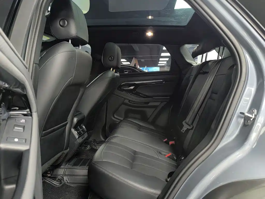 Land Rover Evoque 2019 — фото 13