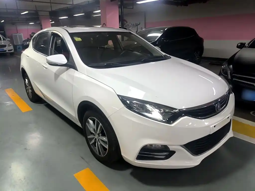 Changan Eado XT 2015 — фото 4