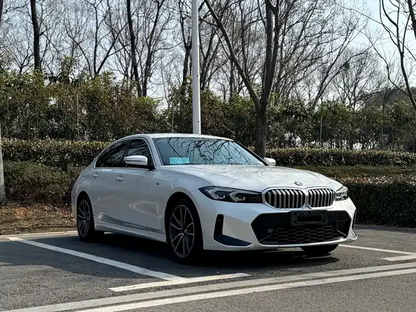 BMW 3 Series 2024