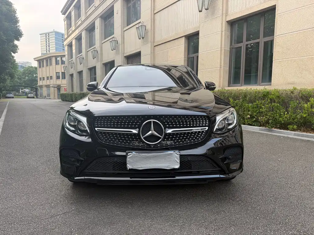 Mercedes-Benz GLC Coupe AMG 2018 — фото 3