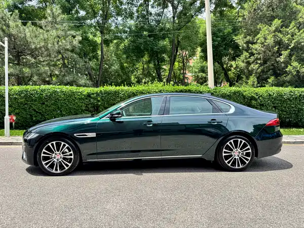 Jaguar XFL 2025