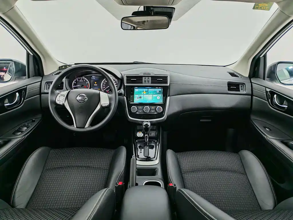 Nissan Tiida 2019 — фото 12