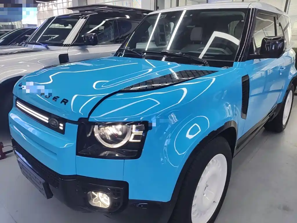 Land Rover Defender 2021