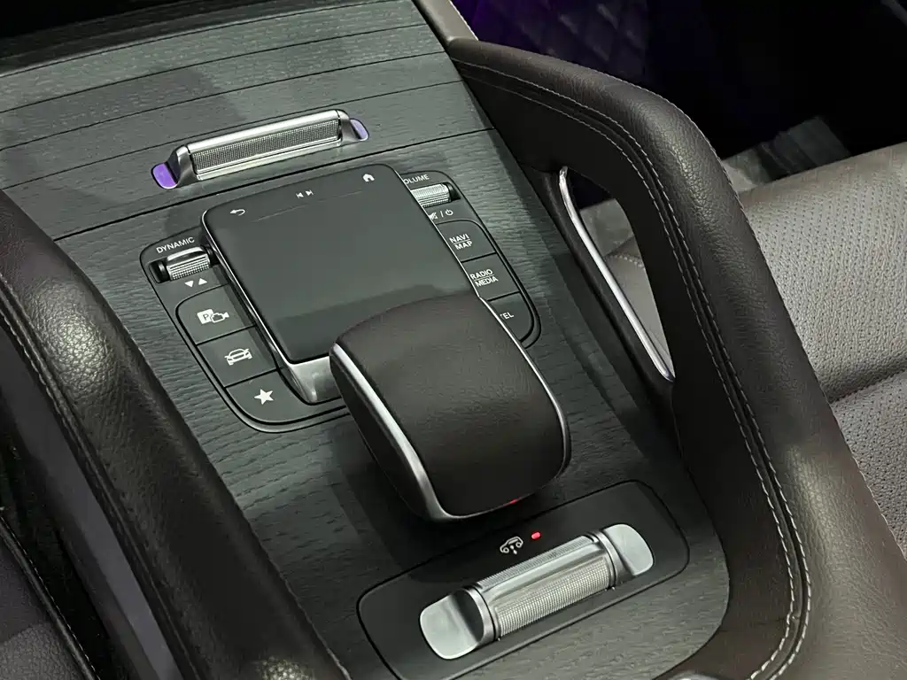 Mercedes-Benz GLE 2023 — фото 16