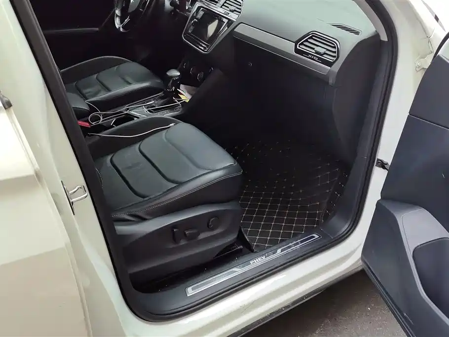 Volkswagen Tiguan L PHEV 2019 — фото 8