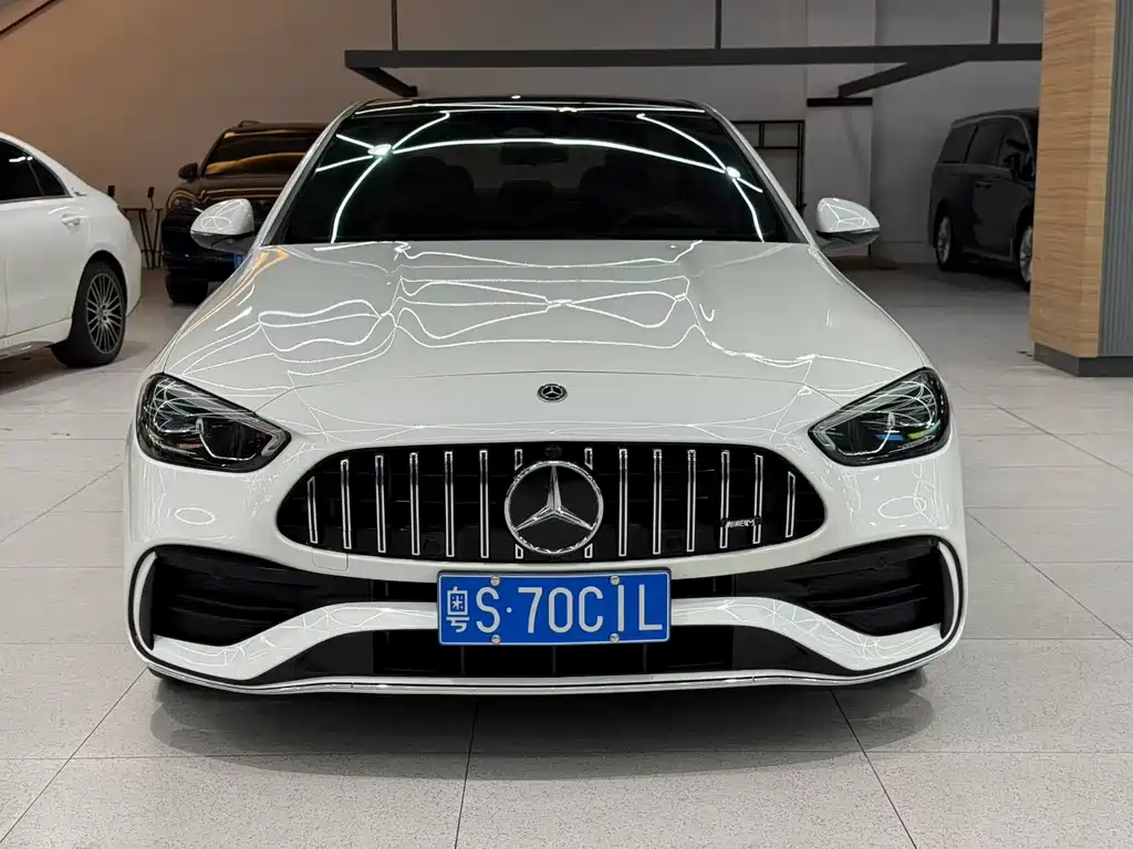 Mercedes-Benz C-Class 2024