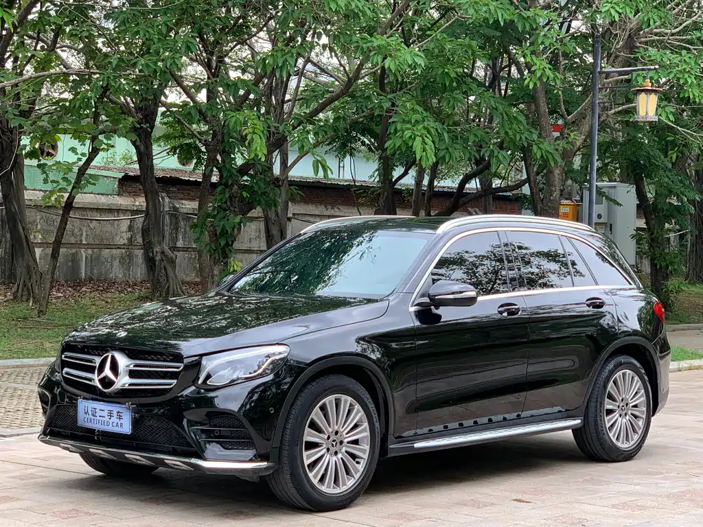 Mercedes-Benz GLC 2017 — фото 1