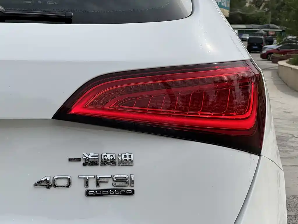 Audi Q5 2017 — фото 10