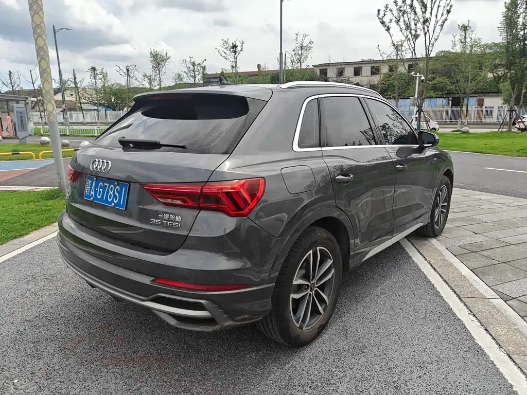 Audi Q3 2021