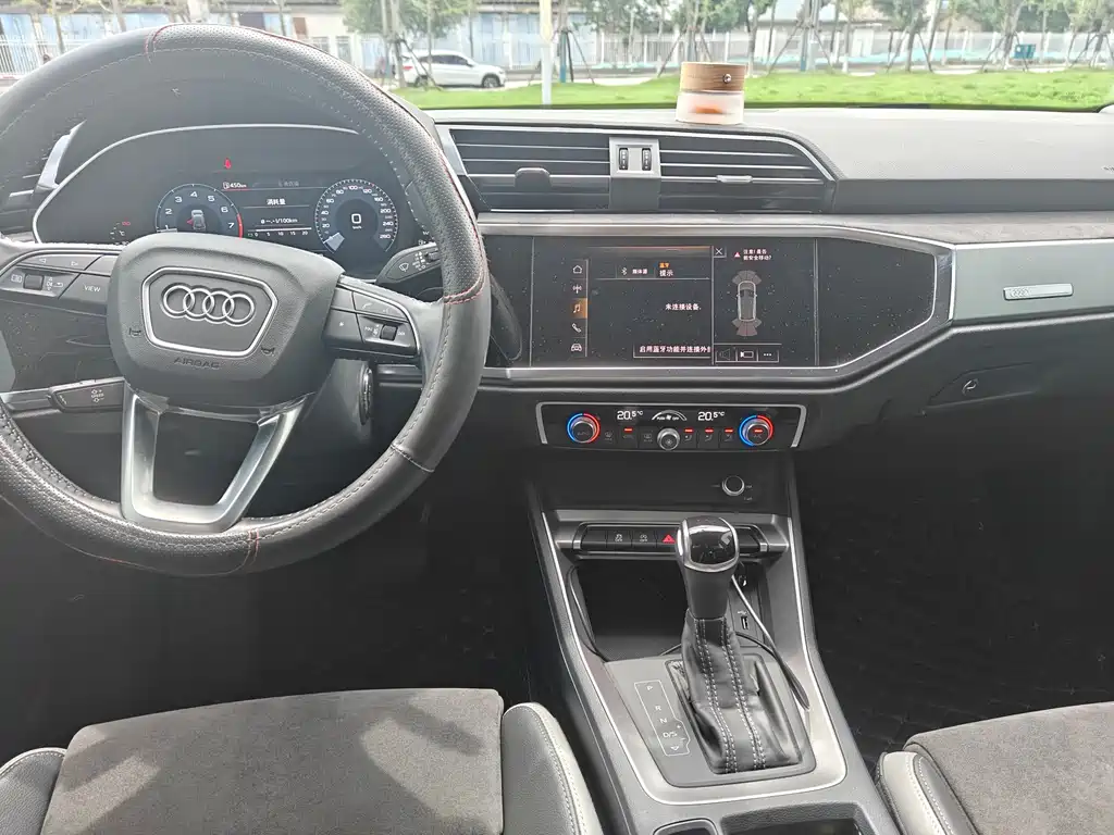 Audi Q3 2021