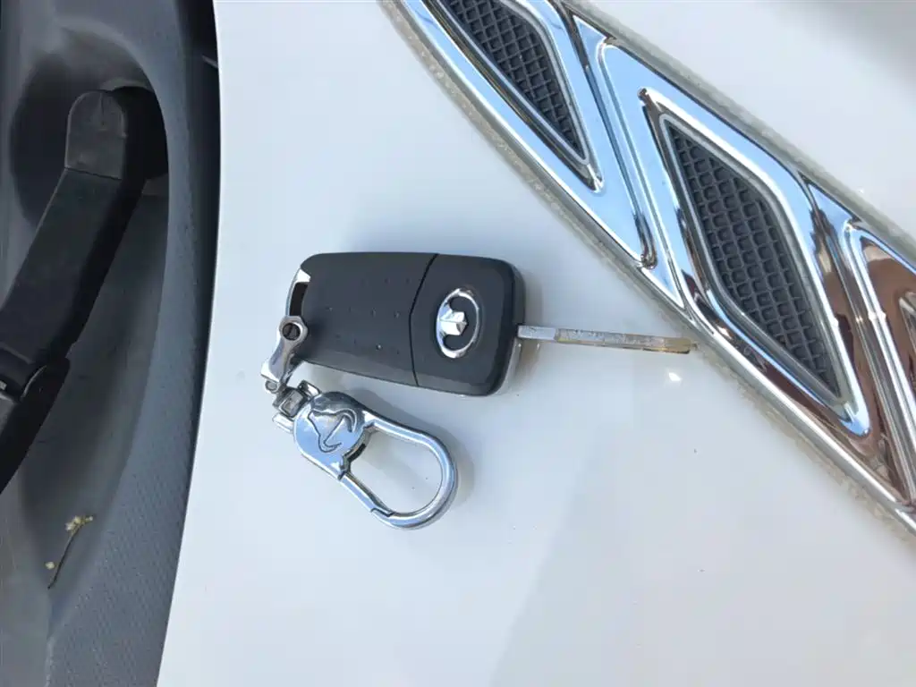 Great Wall M4 2014 — фото 9