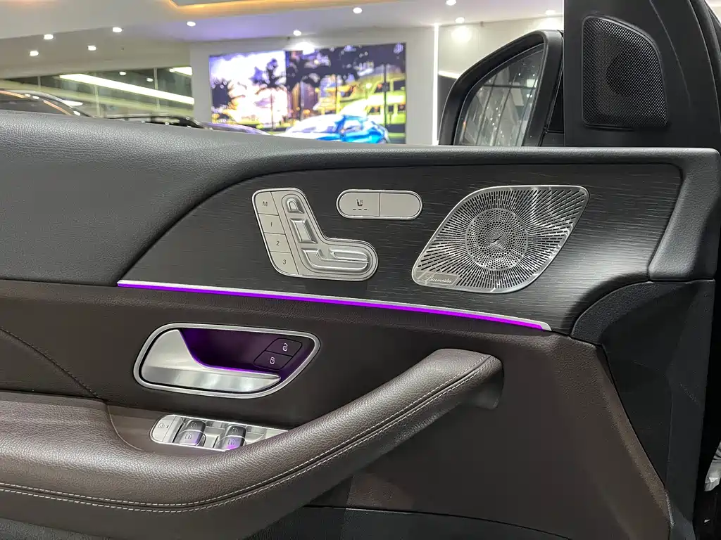 Mercedes-Benz GLE 2023 — фото 8