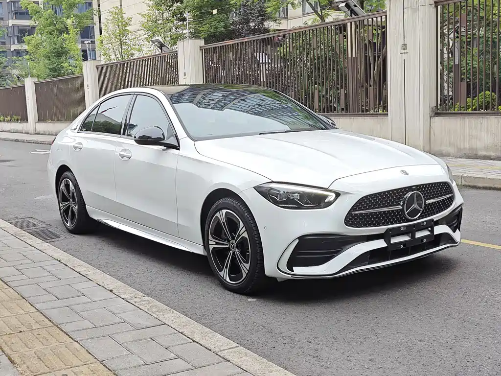 Mercedes-Benz C-Class 2022 — фото 3