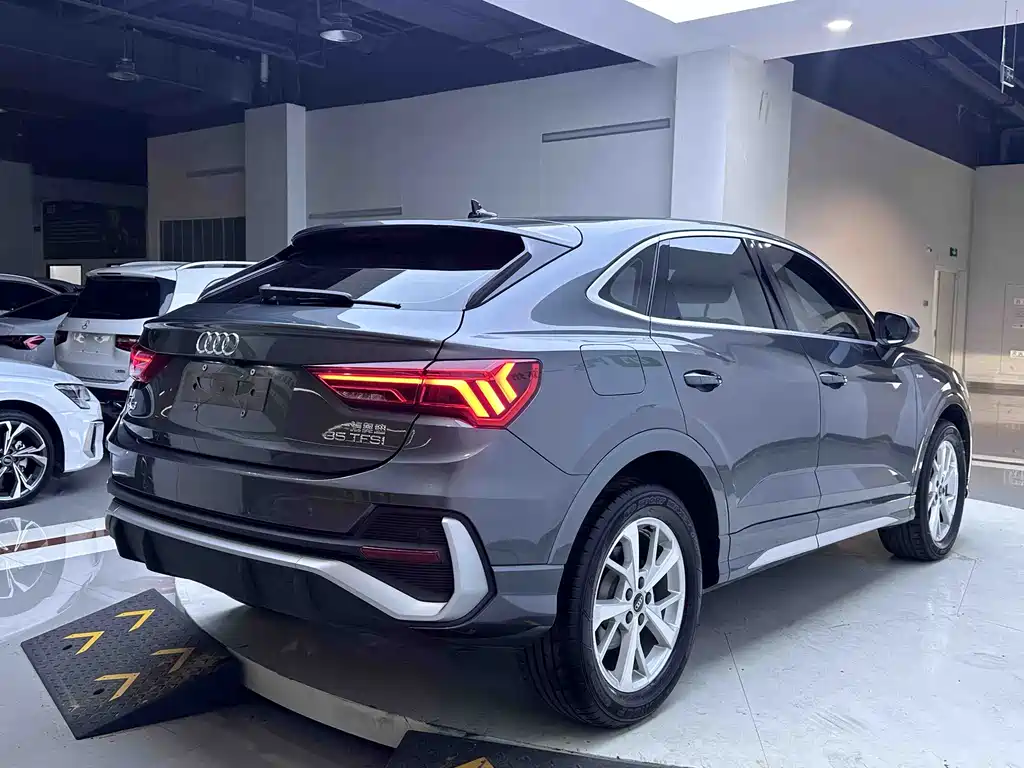 Audi Q3 Sportback 2021 — фото 8