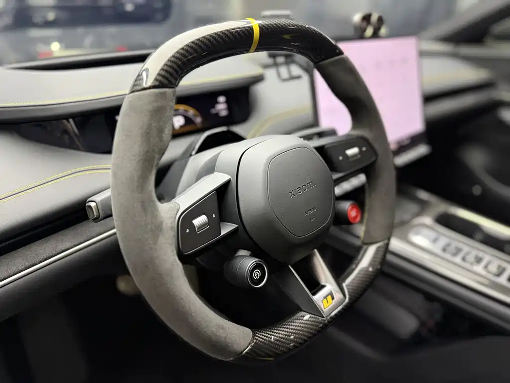 Xiaomi SU7 Ultra 2025