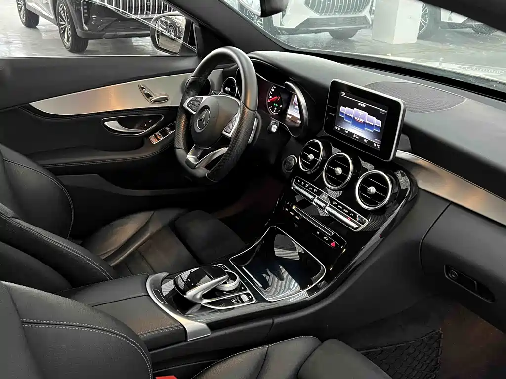 Mercedes-Benz C-Class 2016 — фото 19