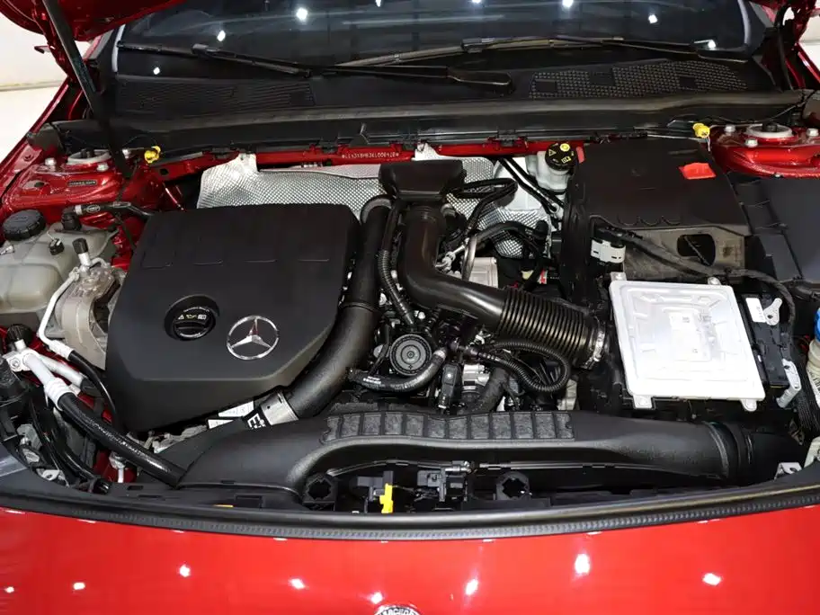 Mercedes-Benz A-Class 2019 — фото 19