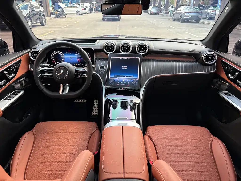 Mercedes-Benz GLC 2023 — фото 10