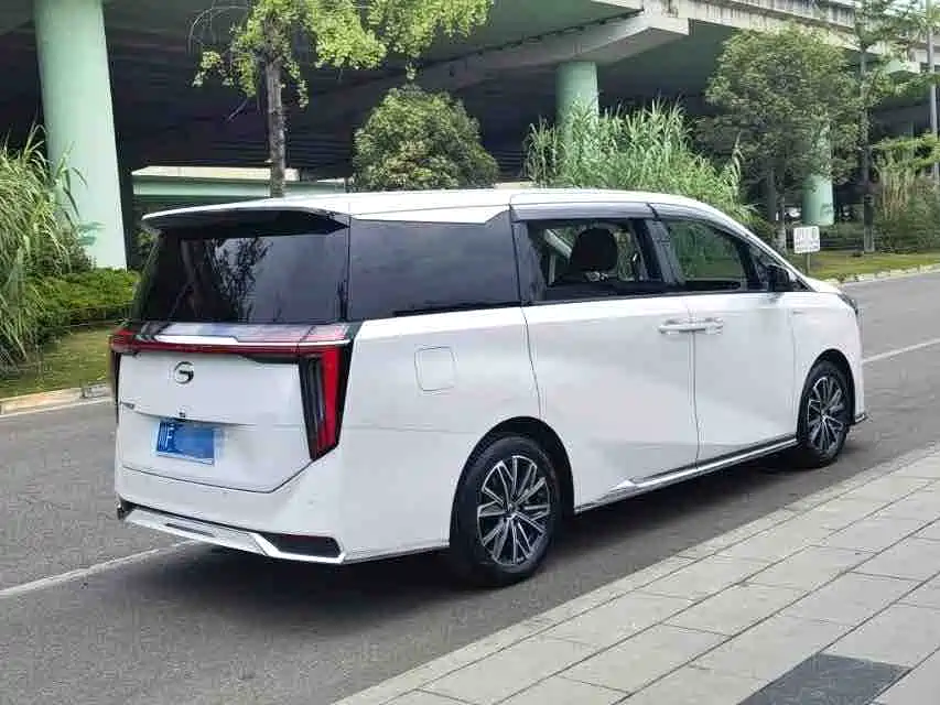 GAC Motor Trumpchi M8 2023 — фото 5