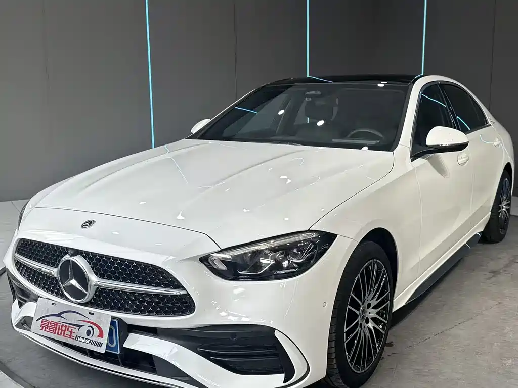 Mercedes-Benz C-Class 2025