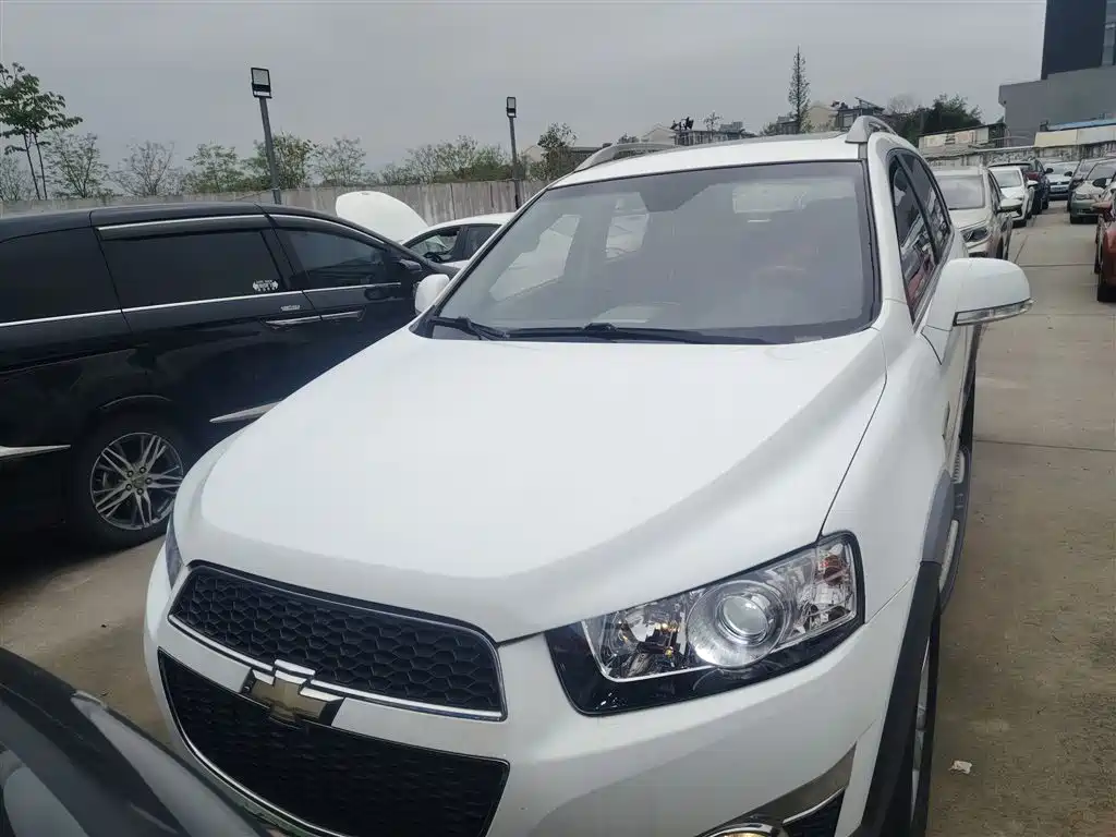 Chevrolet Captiva 2016 — фото 3