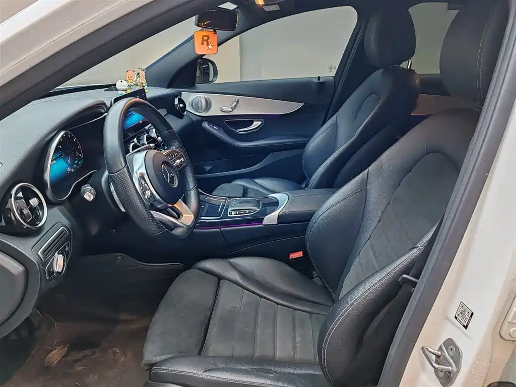Mercedes-Benz C-Class 2020 — фото 17