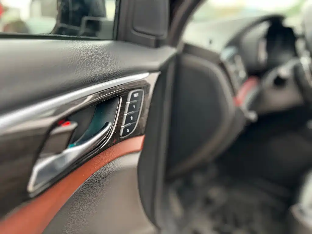GAC Motor Trumpchi GS8 2018 — фото 14