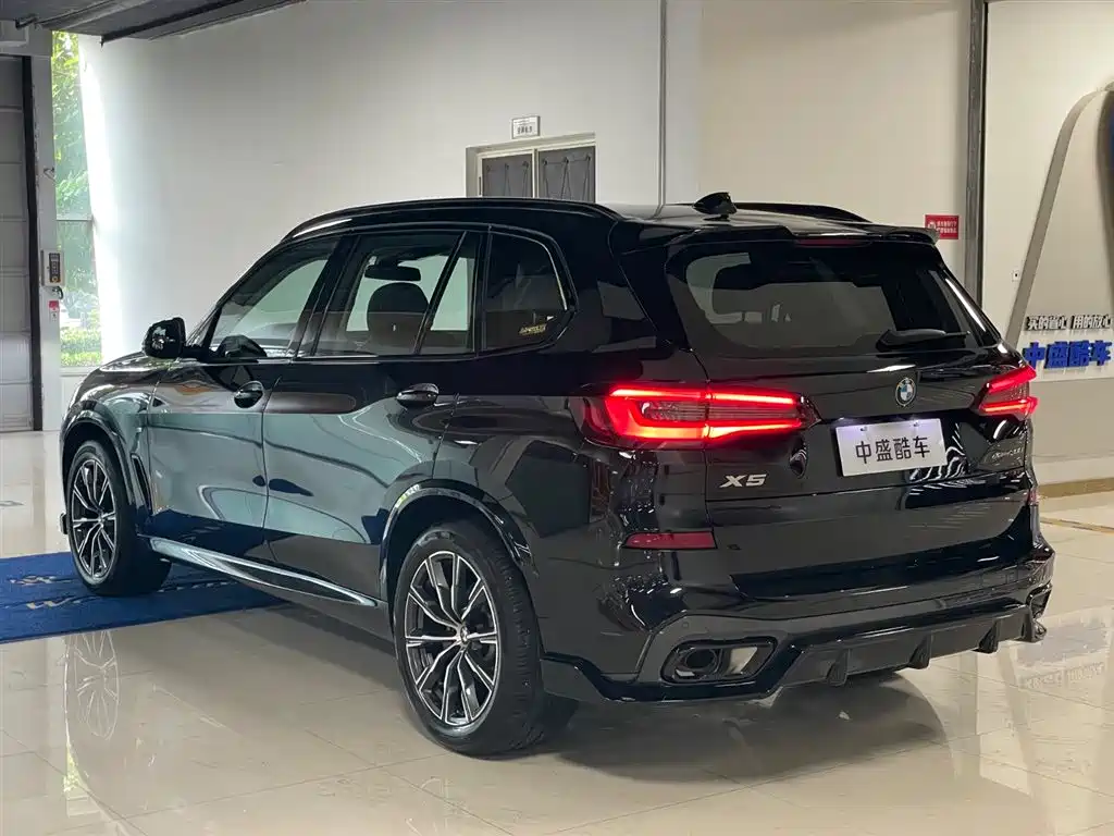 BMW X5 2023 — фото 28