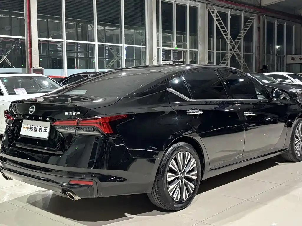 Nissan Teana 2023 — фото 4