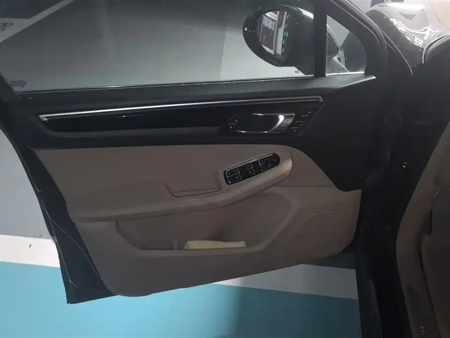 Porsche Macan 2017