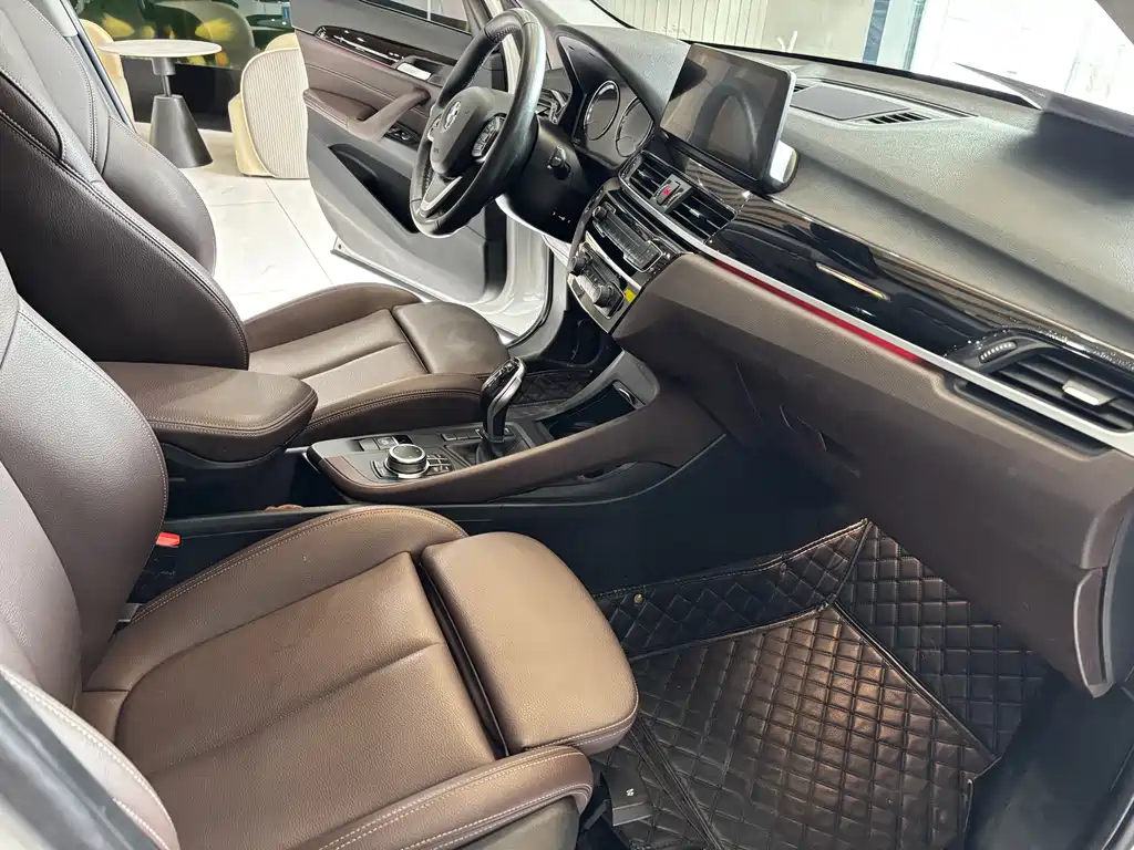 BMW X1 2023 — фото 14
