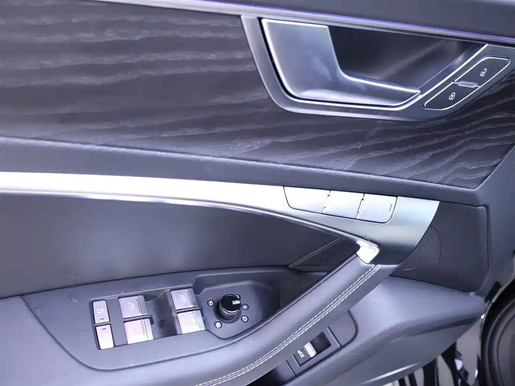 Audi A6L 2024 — фото 17