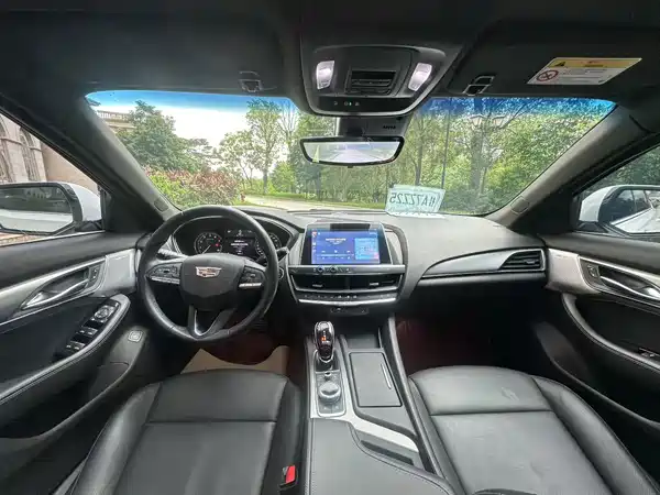 Cadillac CT5 2021