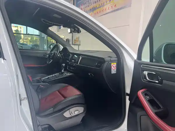 Porsche Macan 2018